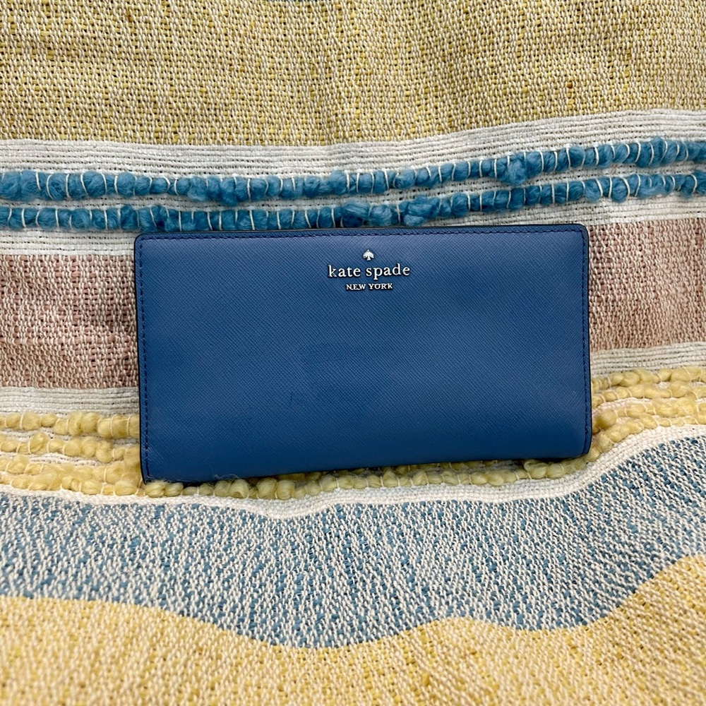 KATE SPADE WALLET!